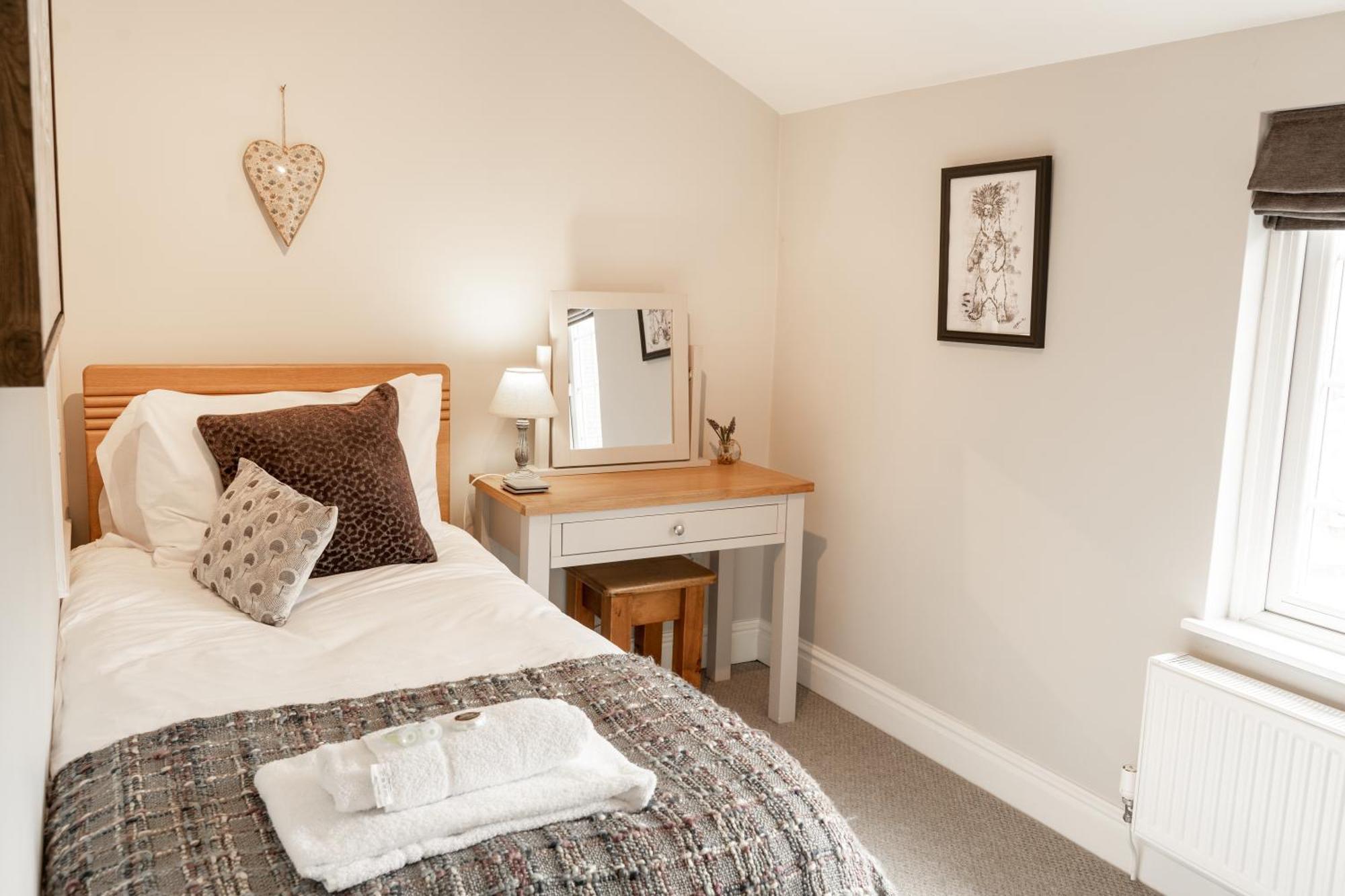 Cosy 2 Bed Cottage In Charming Village Of Christleton - For Up To 5 外观 照片