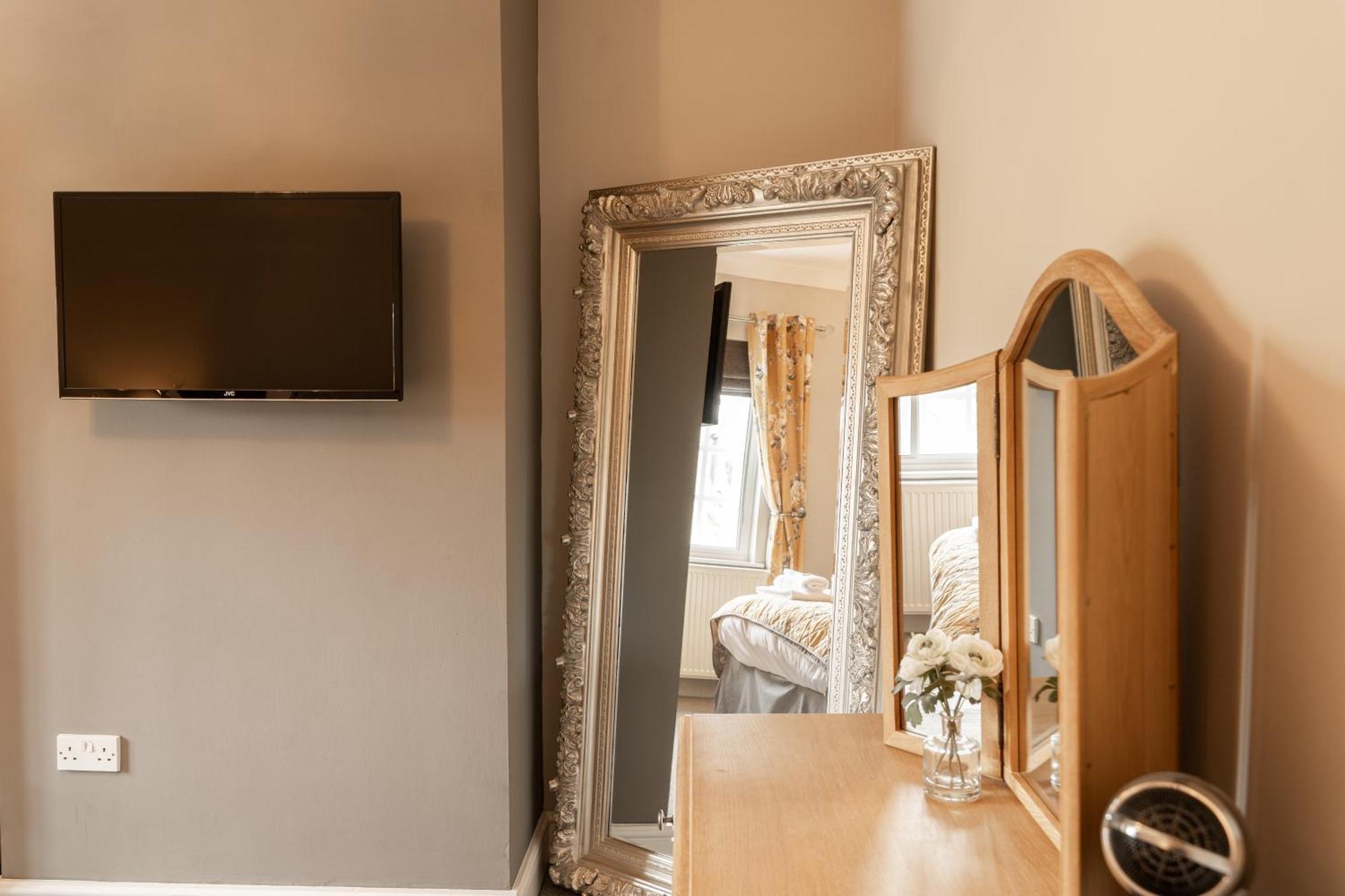 Cosy 2 Bed Cottage In Charming Village Of Christleton - For Up To 5 外观 照片